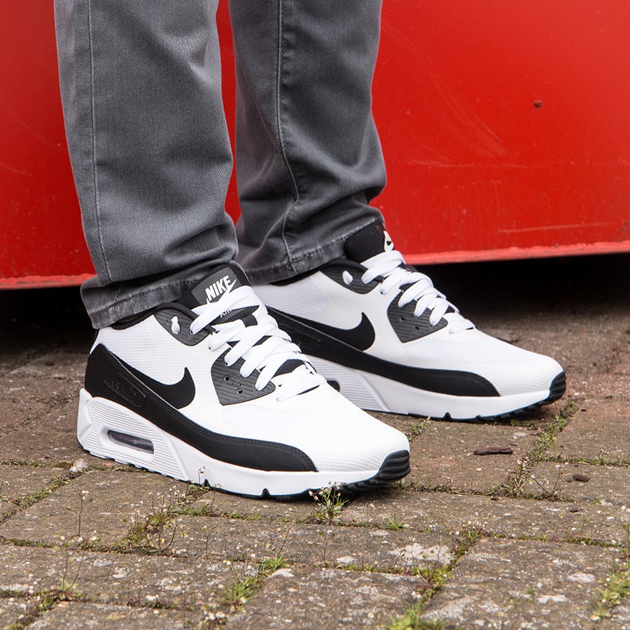 Blog Image for 3 Ways to Wear Nike Air Max 90’s