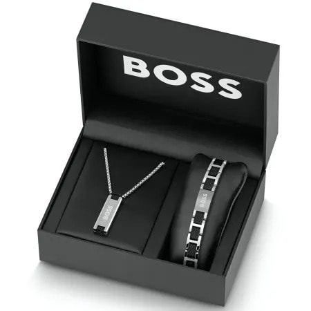 BOSS Sarkis Necklace Bracelet Gift Set
