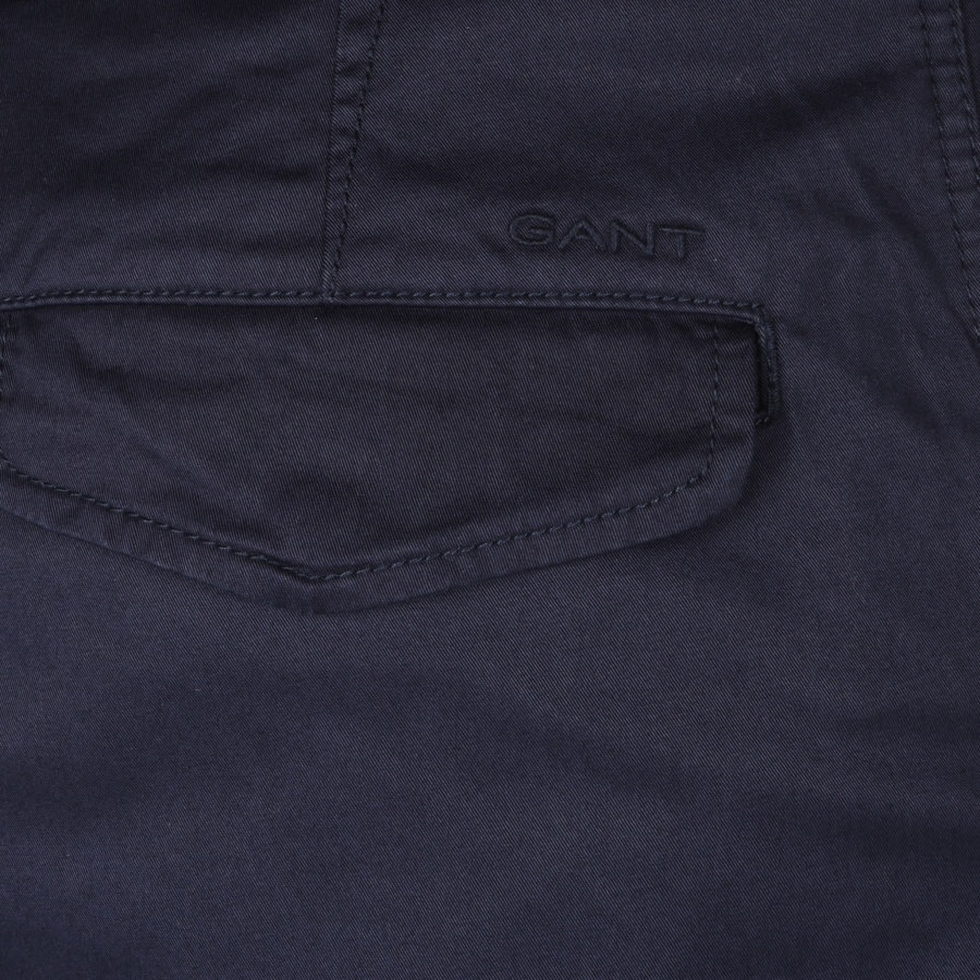Alternative Image for ProductGant Relaxed Twill Utility Shorts Navy3