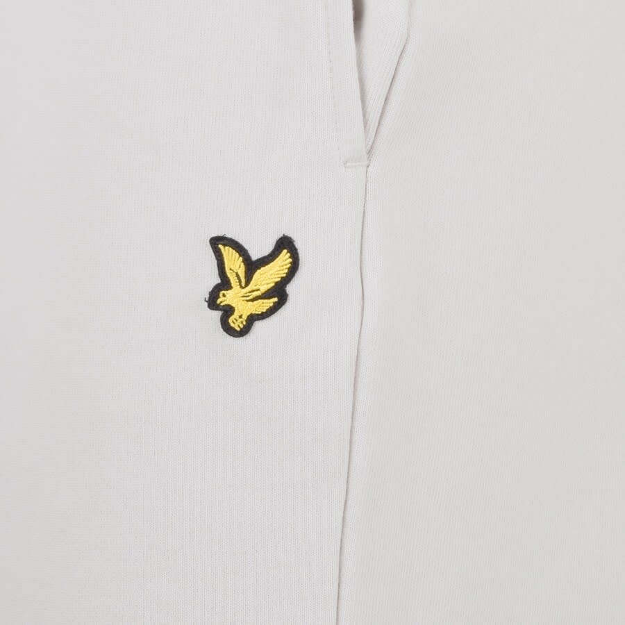 Alternative Image for ProductLyle And Scott Sweat Shorts Beige3