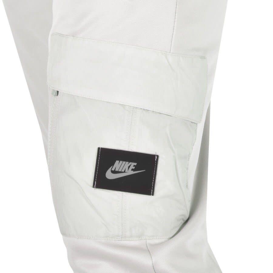 Alternative Image for ProductNike Cargo Joggers Beige3