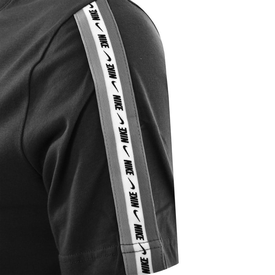 Alternative Image for ProductNike Repeat Logo T Shirt Black3