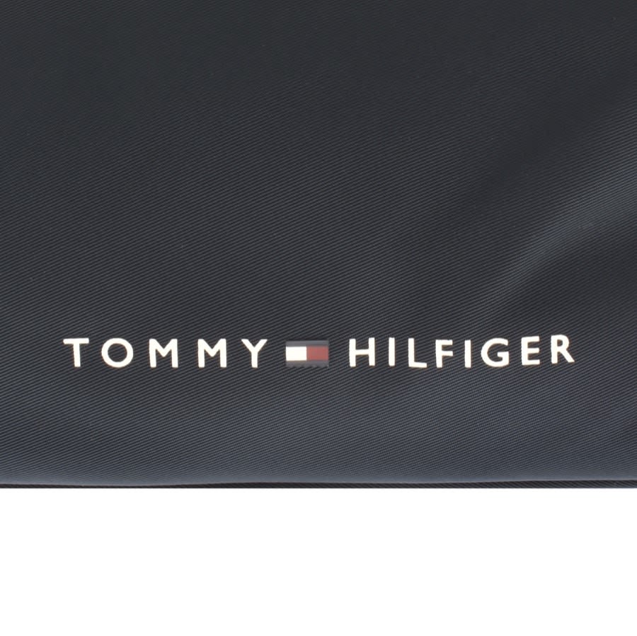 Tommy hilfiger washbag on sale