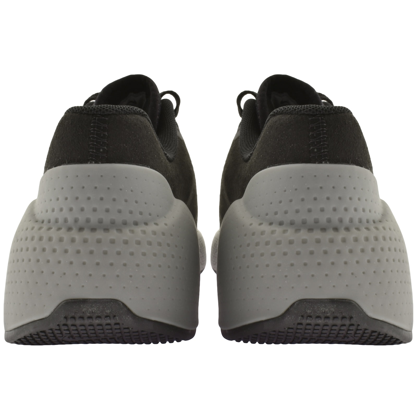 Black mesh nike trainers sales