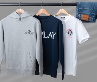 Blog Image for Freshers Outfits: What to Wear For Uni