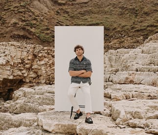 Blog Image for Tucked In Vs Untucked Shirts