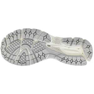 Image number 5 for New Balance 2002R Trainers Cream