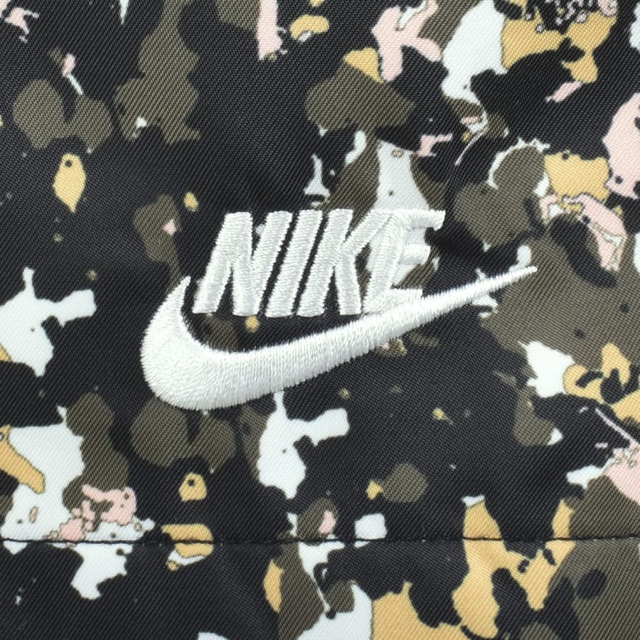 Image number 3 for Nike Sportswear Club Logo Shorts Green