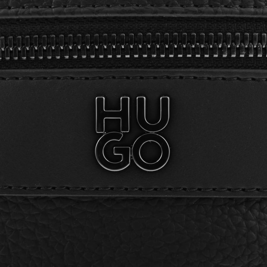 Image number 3 for HUGO Quantic Zip Bag Black