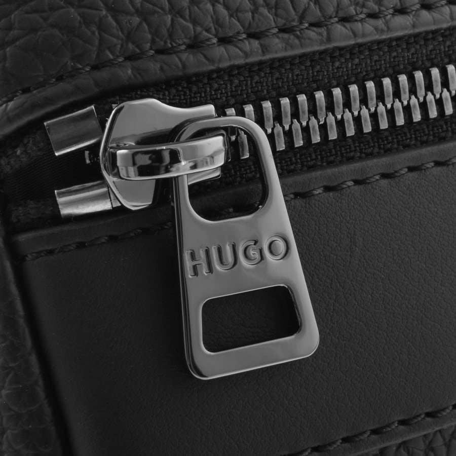 Image number 4 for HUGO Quantic Zip Bag Black