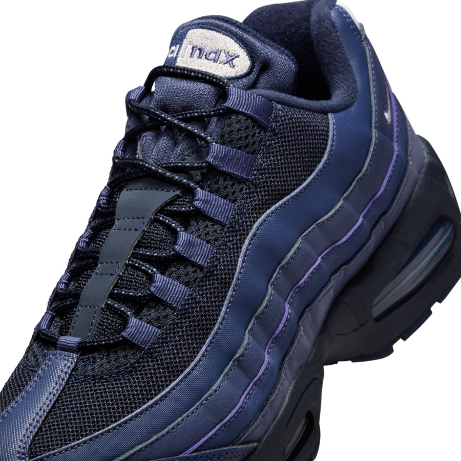 Image number 4 for Nike Air Max 95 OG Trainers Purple