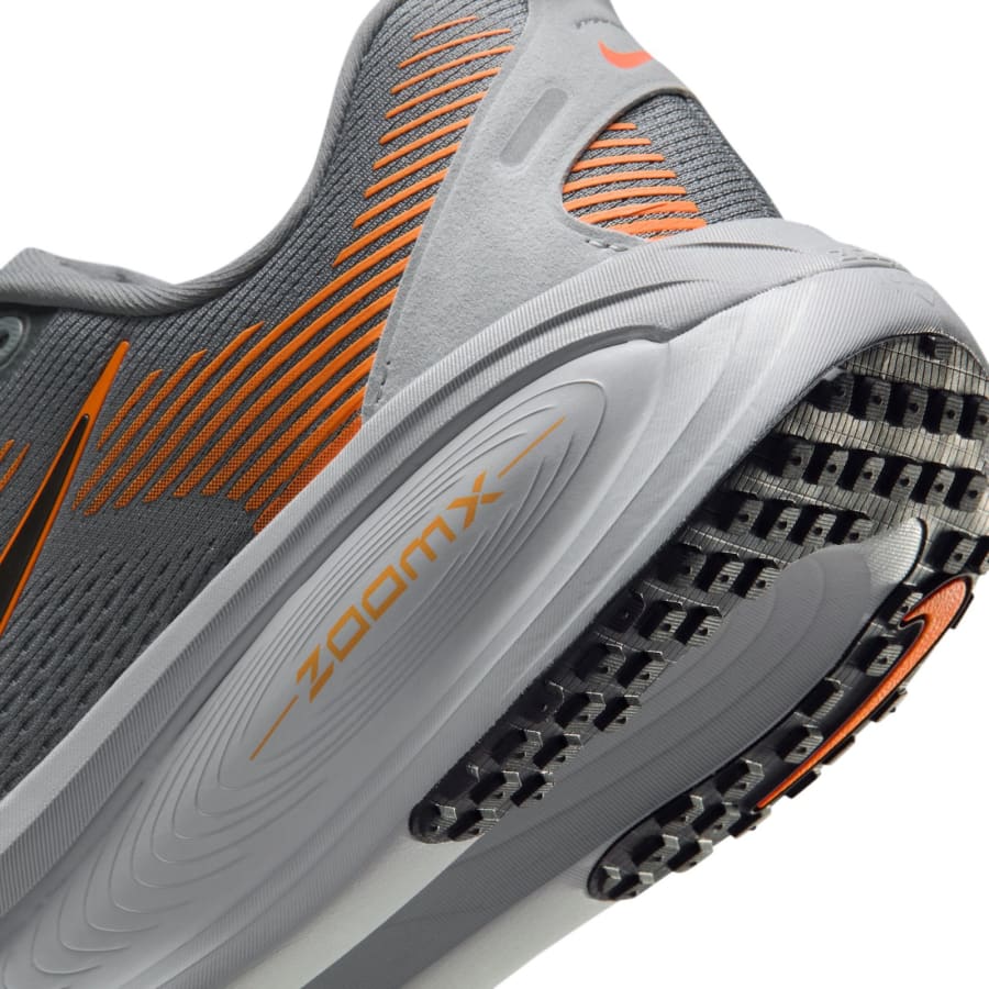 Image number 5 for Nike Running Vomero 18 Trainers Grey