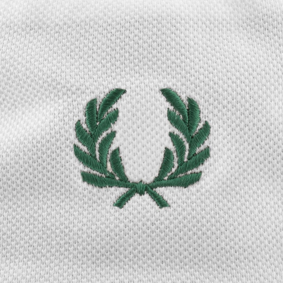 Image number 4 for Fred Perry Reversible Pique Bucket Hat White