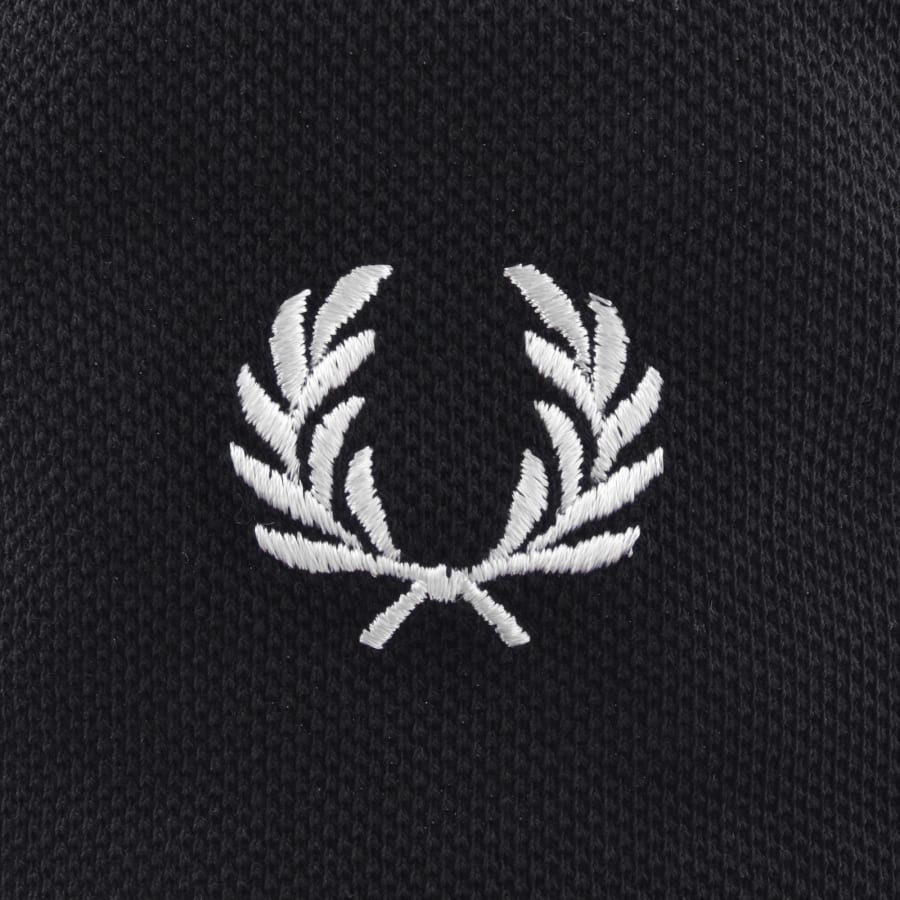 Image number 5 for Fred Perry Reversible Pique Bucket Hat White