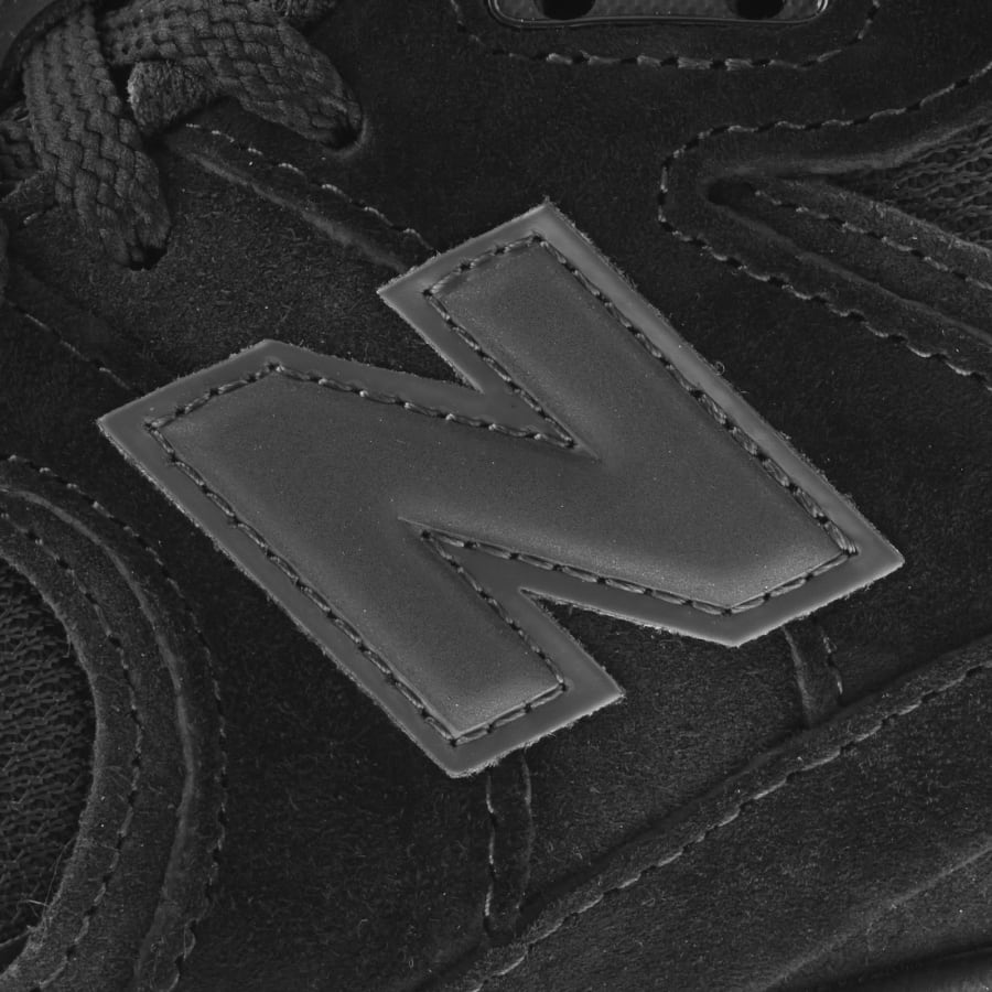 Image number 4 for New Balance 2002R Trainers Black