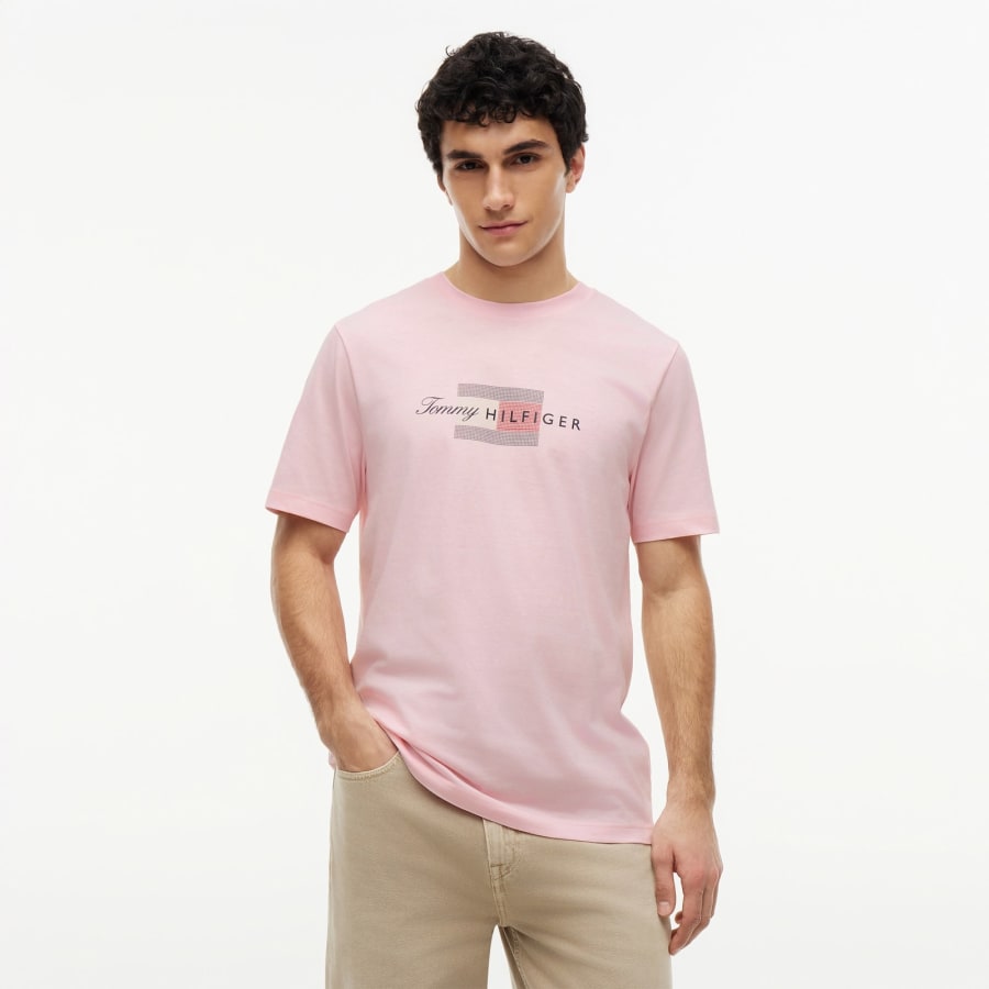 Image number 4 for Tommy Hilfiger Script Flag T Shirt Pink
