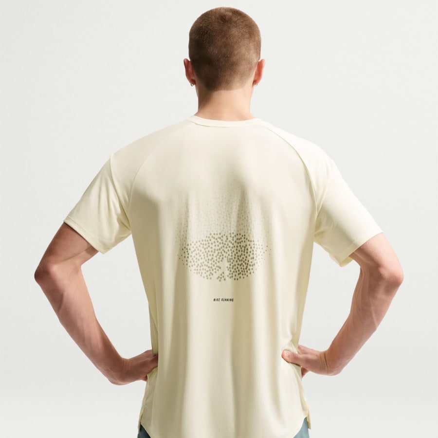 Image number 5 for Nike Training Logo T Shirt Yellow