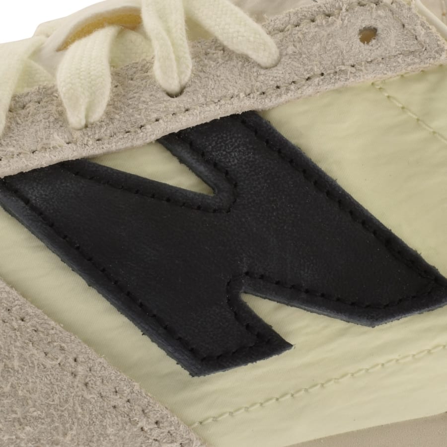 Image number 4 for New Balance 471 Trainers Cream