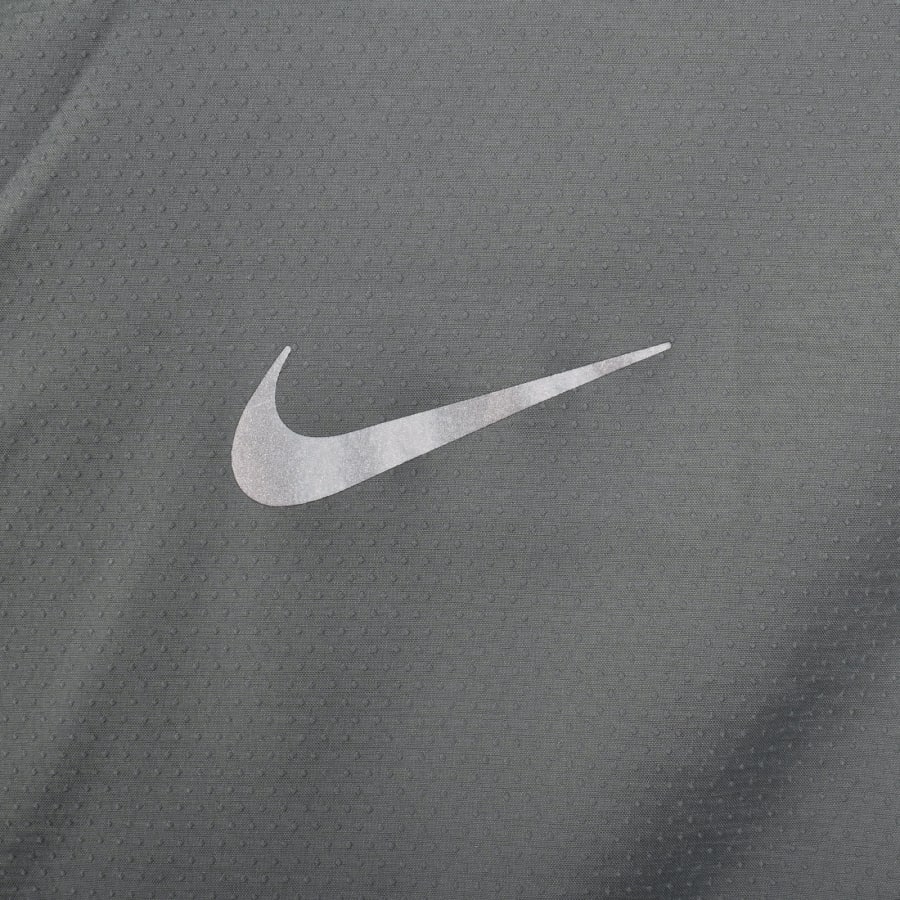 Image number 3 for Nike Running Windrunner Jacket Grey