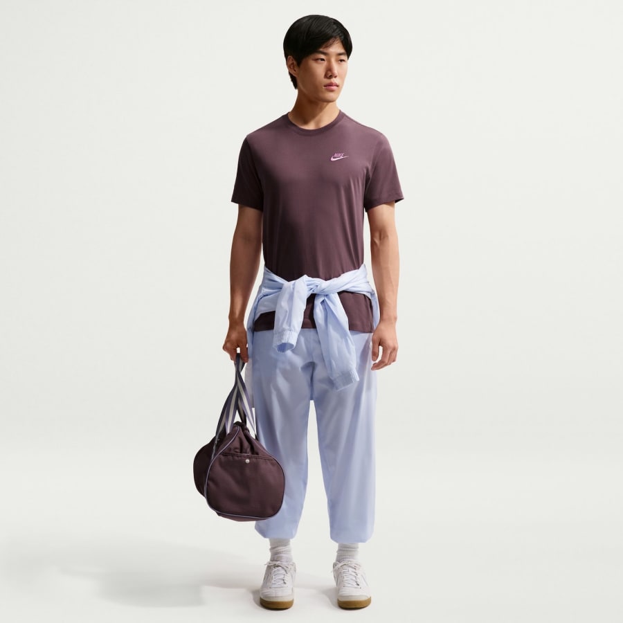 Image number 4 for Nike Crew Neck Club T Shirt Purple