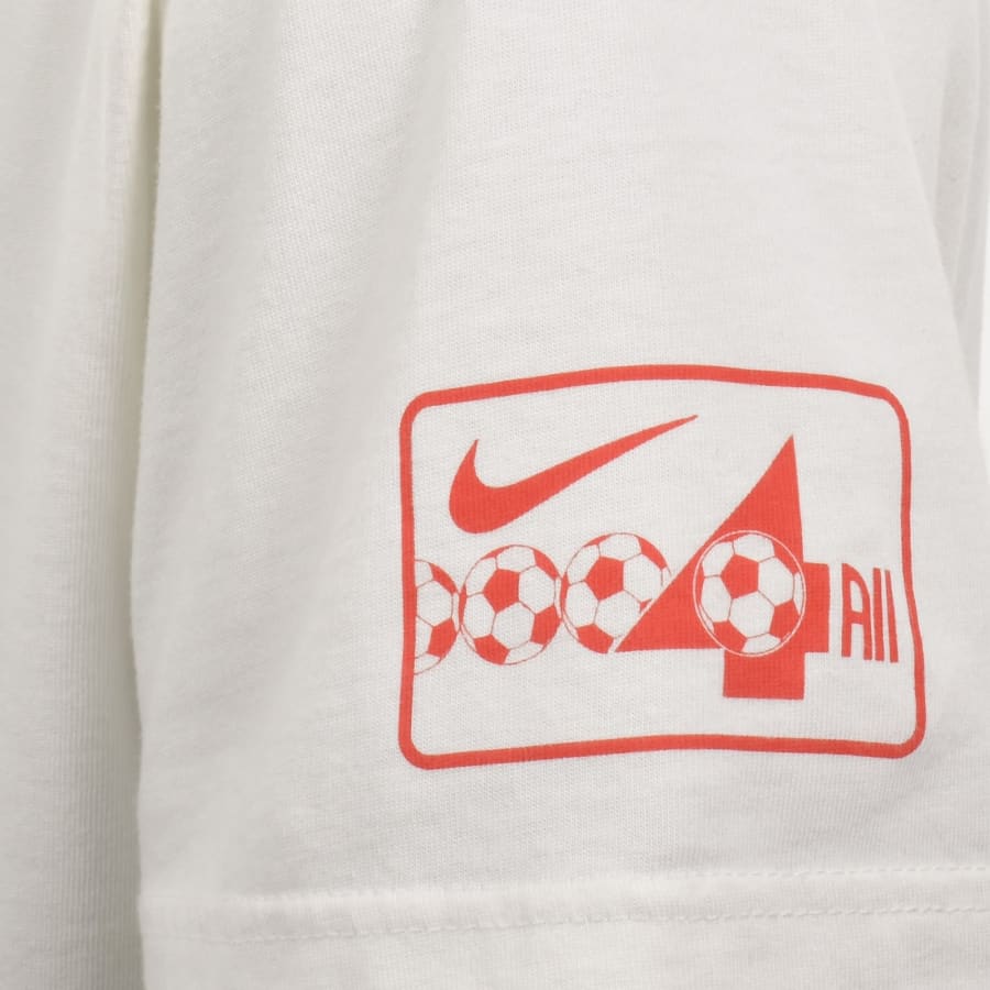 Image number 4 for Nike Celeb T Shirt White