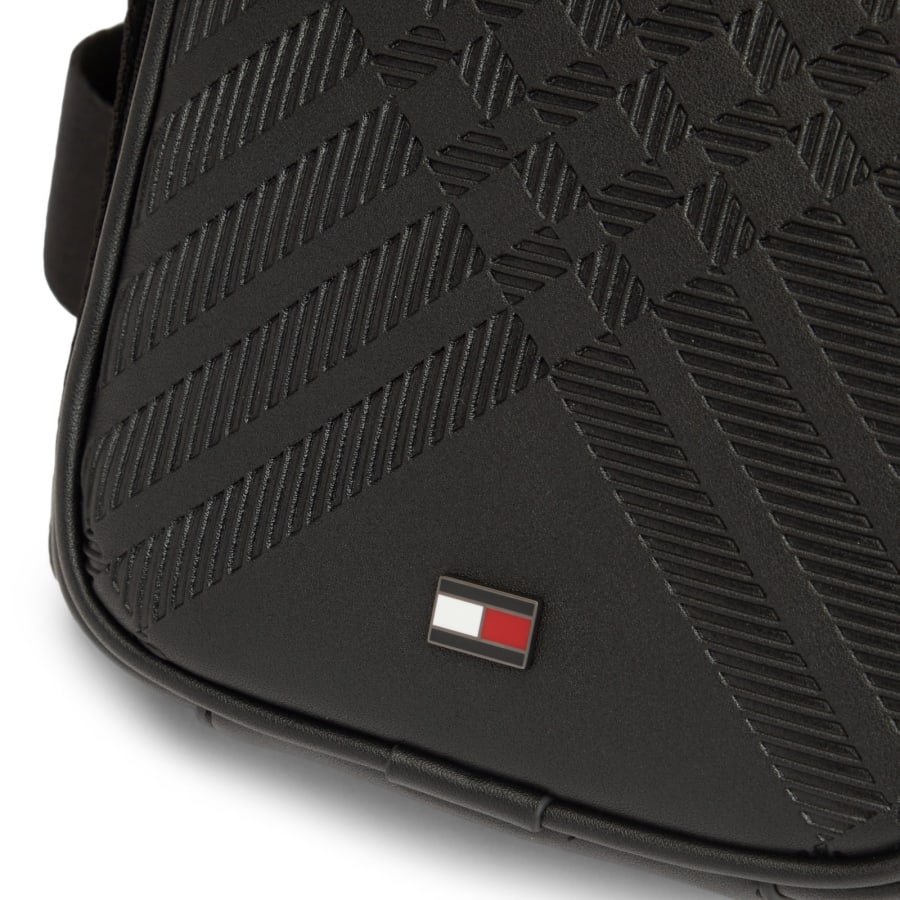 Image number 4 for Tommy Hilfiger Textured Mini Reporter Bag Black