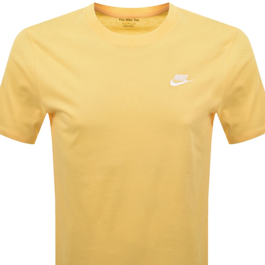 Image number 2 for Nike Crew Neck Club T Shirt Yellow