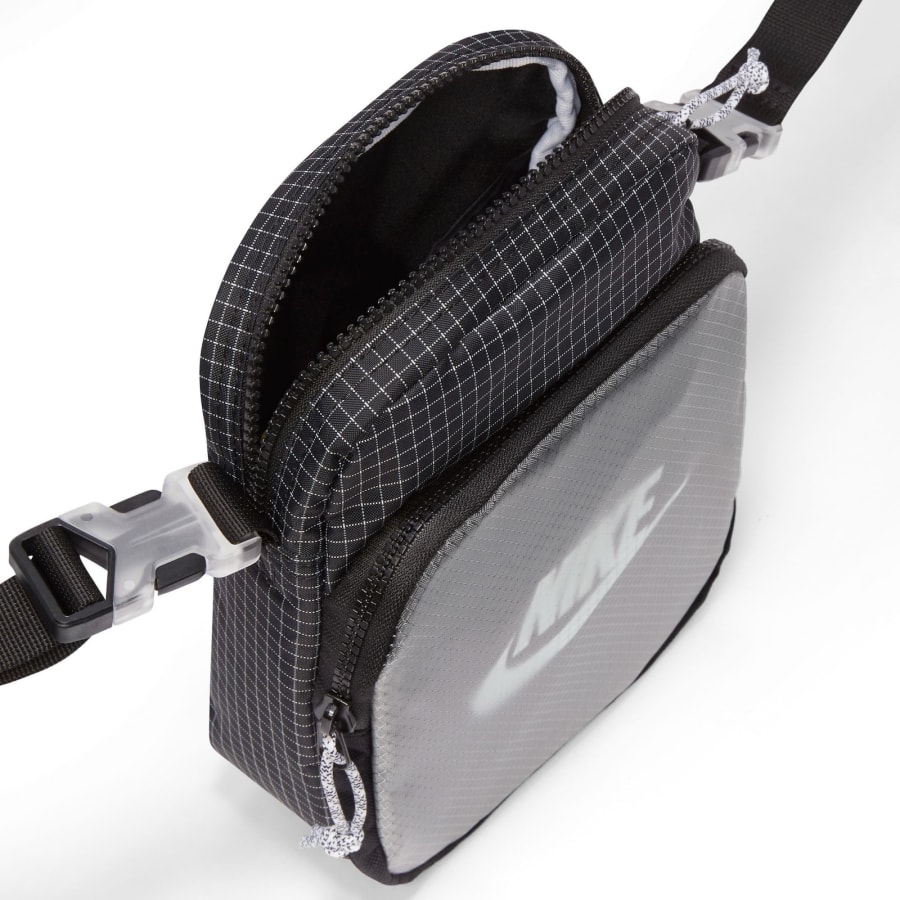 Image number 3 for Nike Heritage Cross Body Bag Black
