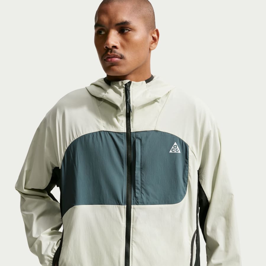 Image number 5 for Nike ACG Solar Chase Hooded Jacket Green