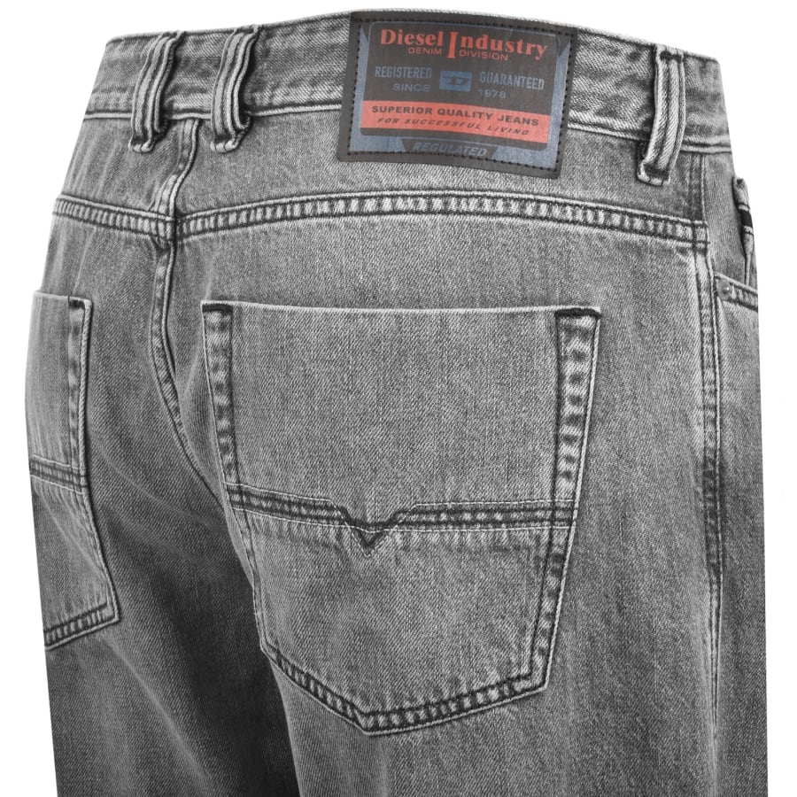 Image number 4 for Diesel 1980 D-EEPER Jeans Mid Wash Grey