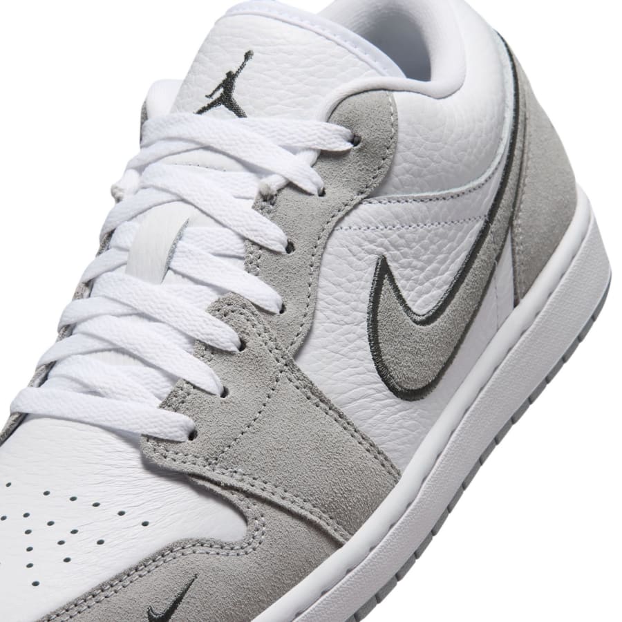 Image number 4 for Nike Air Jordan 1 Low Trainers White