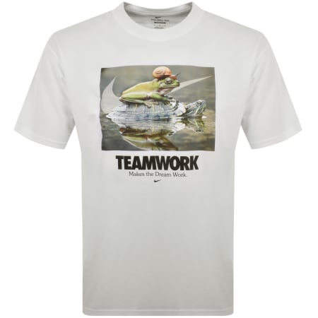 Product Image for Nike Graphic T Shirt White