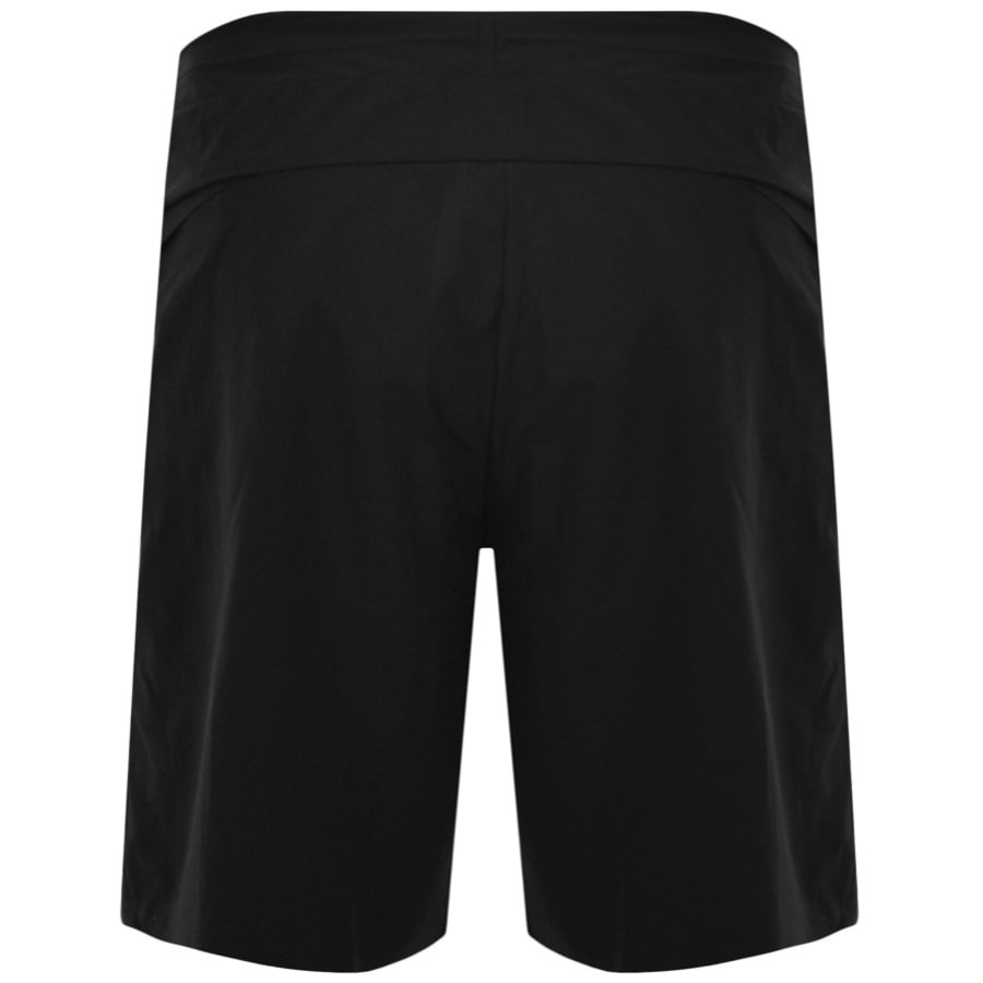On hybrid new arrivals shorts