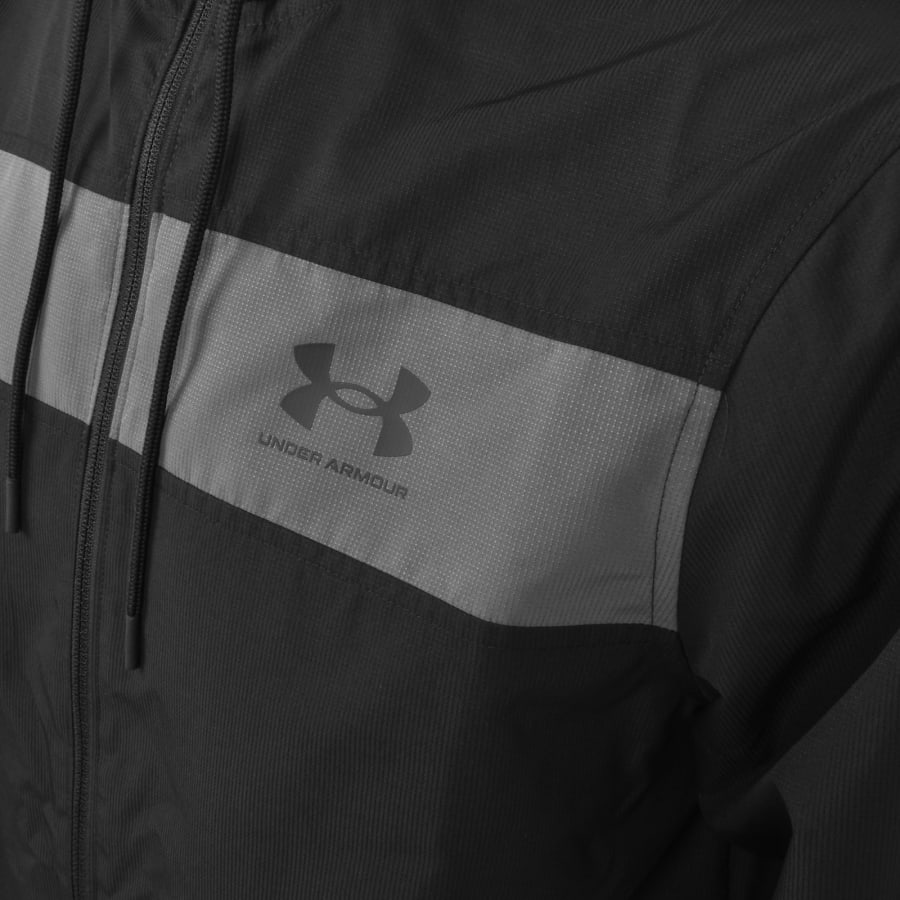 Black and white under armour windbreaker hotsell
