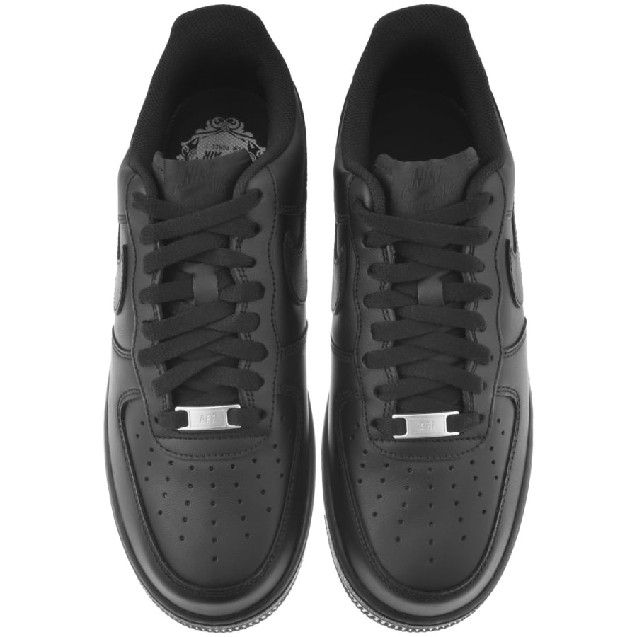 Black air force trainers hot sale