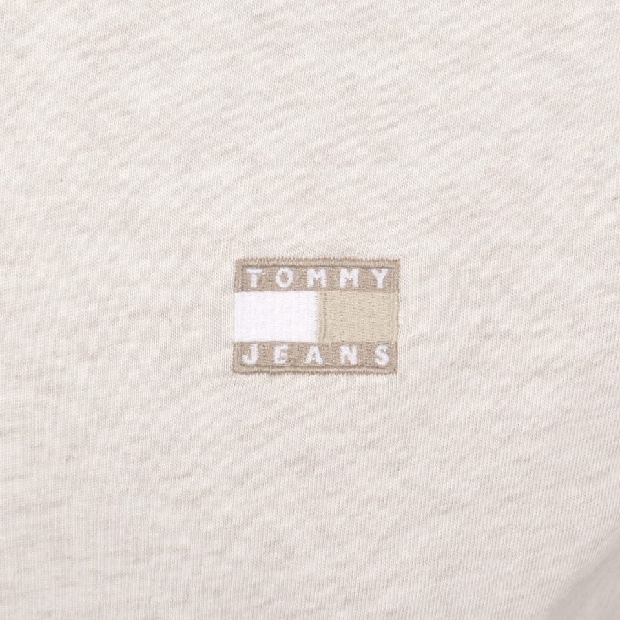 Image number 3 for Tommy Jeans Badge T Shirt Beige
