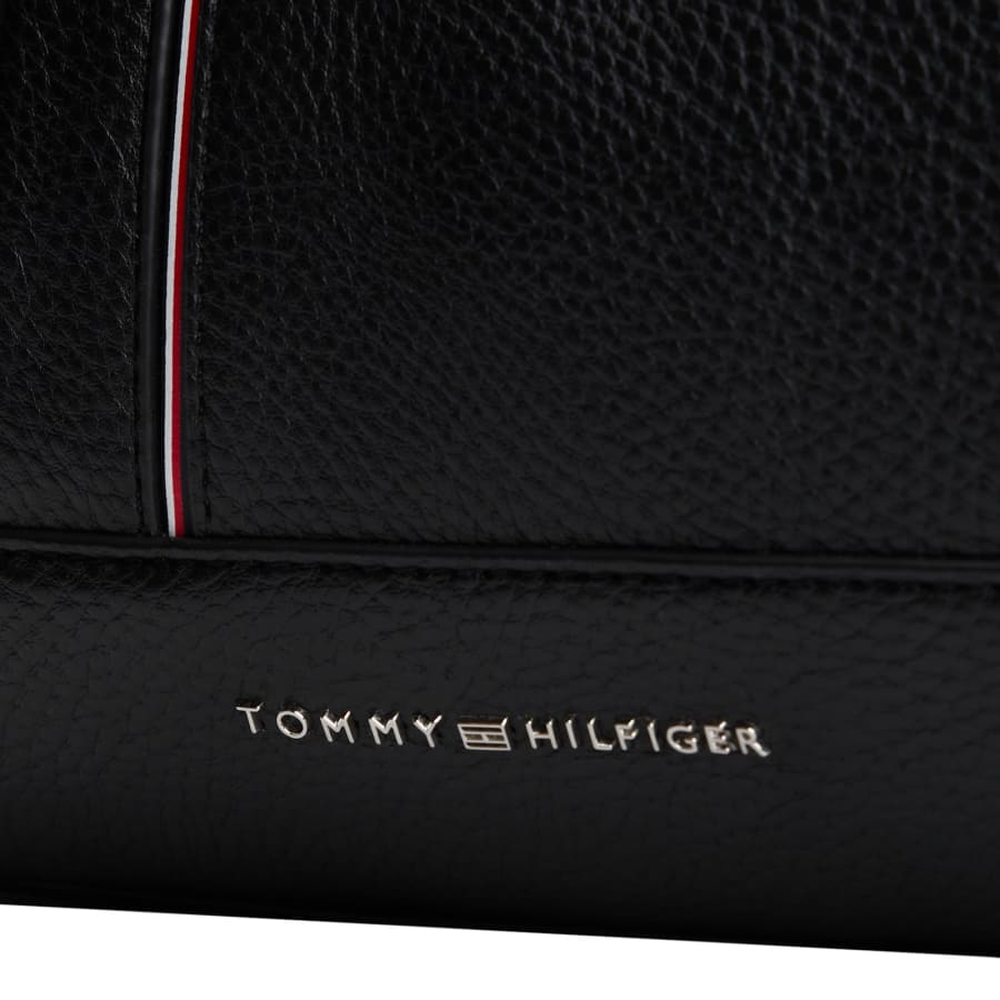 Image number 3 for Tommy Hilfiger Central Wash Bag Black