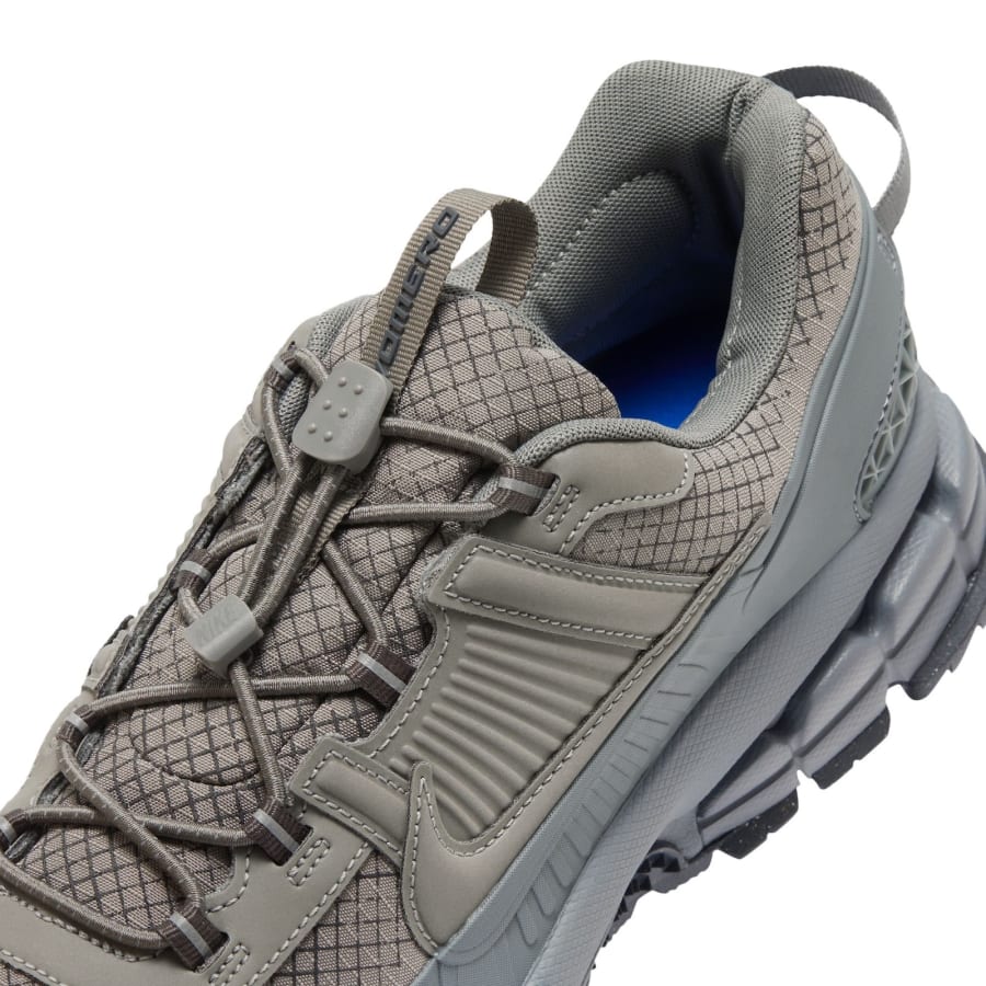 Image number 4 for Nike Zoom Vomero 5 Trainers Grey